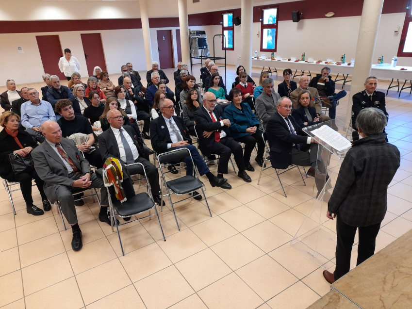 Sur la place de la Légion d'honneur